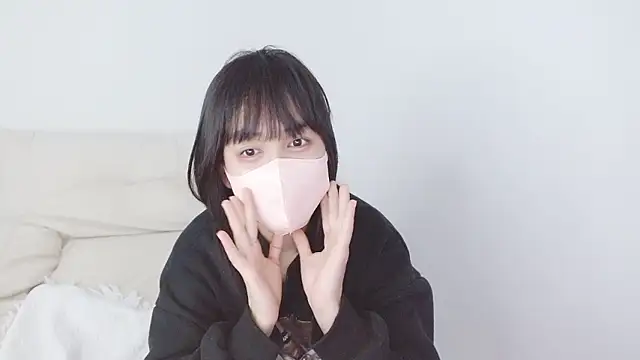 Snapshot of Zinzin_chan chatting on November 2025 06:03:02 AM Zinzin chan online show from November 2025 06:03:02 AM