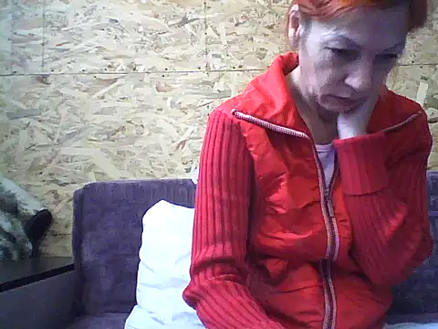 Snapshot of Milana38 chatting on October 2025 08:04:01 AM Milana38 online show from October 2025 08:04:01 AM
