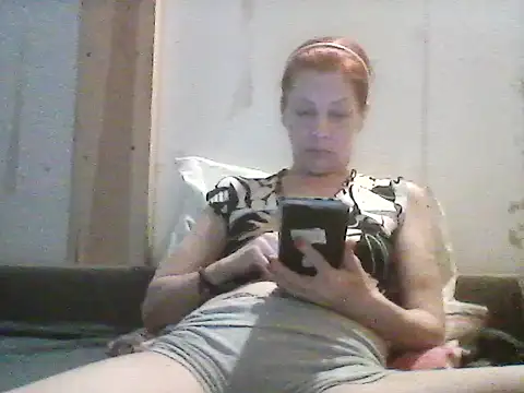 Snapshot of Milana38 chatting on May 2026 06:07:02 PM Milana38 online show from May 2026 06:07:02 PM