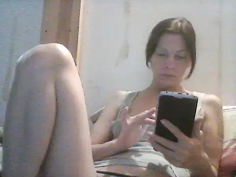 Snapshot of Milana38 chatting on June 2026 06:31:02 PM Milana38 online show from June 2026 06:31:02 PM