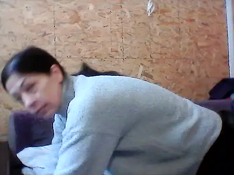 Milana38 online show from November 2025 09:24:02 AM