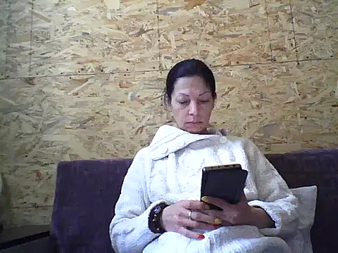 Snapshot of Milana38 chatting on October 2025 09:32:01 AM Milana38 online show from October 2025 09:32:01 AM