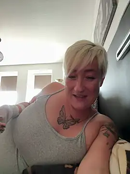 Rozendefotz online show from July 2026 11:39:01 AM