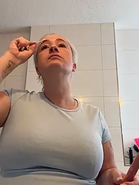 Rozendefotz online show from April 2026 06:16:02 AM