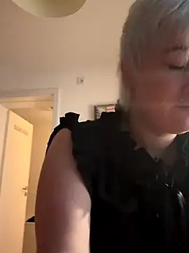 Rozendefotz online show from December 2025 07:24:02 AM