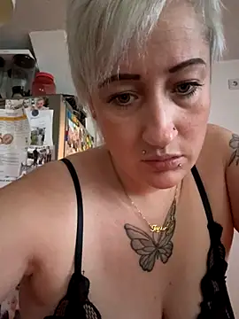 Rozendefotz online show from November 2025 07:00:02 AM