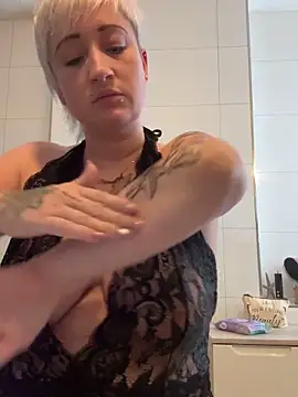 Rozendefotz online show from November 2025 08:51:02 AM