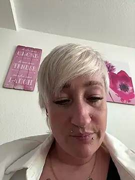 Rozendefotz online show from April 2026 12:56:01 PM