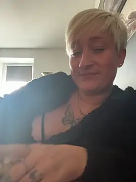 Rozendefotz online show from February 2026 08:57:02 AM