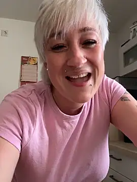 Rozendefotz online show from March 2026 06:58:02 AM