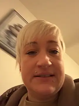 Rozendefotz online show from November 2025 07:41:01 AM