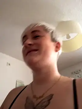 Rozendefotz online show from November 2025 07:12:02 AM