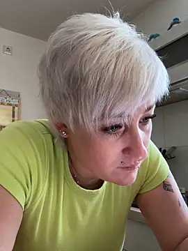 Rozendefotz online show from March 2026 06:57:02 AM