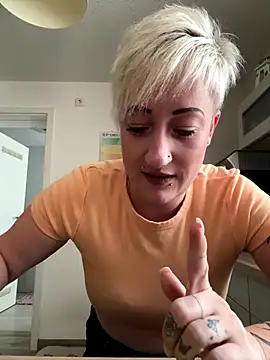 Rozendefotz online show from September 2025 06:25:01 AM
