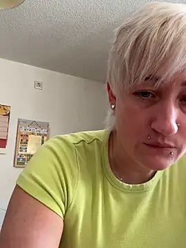 Rozendefotz online show from March 2026 07:56:01 AM