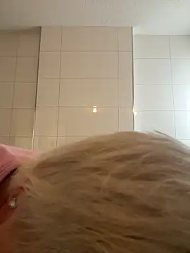 Rozendefotz online show from April 2026 07:59:02 AM