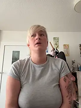 Rozendefotz online show from February 2026 03:09:02 PM