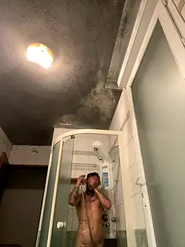 Snapshot of pimousssse chatting on September 2025 06:58:02 PM pimousssse online show from September 2025 06:58:02 PM