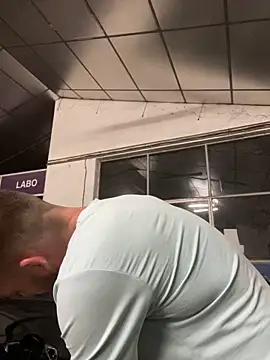 Snapshot of pimousssse chatting on October 2025 01:29:01 AM pimousssse online show from October 2025 01:29:01 AM