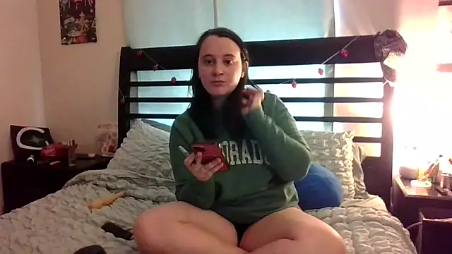 Snapshot of Shadow_Slut chatting on September 2025 02:35:02 PM Shadow Slut online show from September 2025 02:35:02 PM