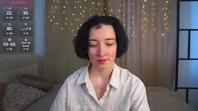 Snapshot of JuanaFriesz chatting on February 2026 09:20:01 AM JuanaFriesz online show from February 2026 09:20:01 AM