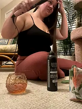 Snapshot of princessveexo chatting on November 2025 02:16:01 AM princessveexo online show from November 2025 02:16:01 AM