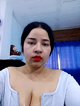 Snapshot of Emmy__ chatting on October 2025 07:46:02 PM Emmy online show from October 2025 07:46:02 PM