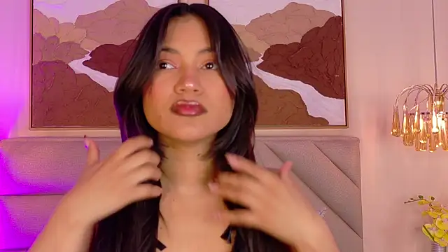 Snapshot of kendalFox_ chatting on November 2025 01:20:02 AM kendalFox online show from November 2025 01:20:02 AM