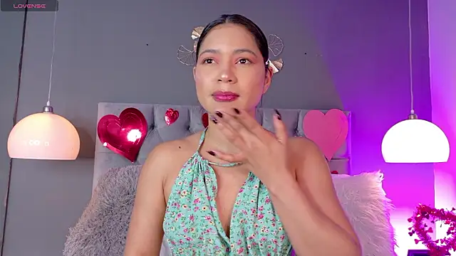 kendalFox  online show from February 2026 02:22:01 AM