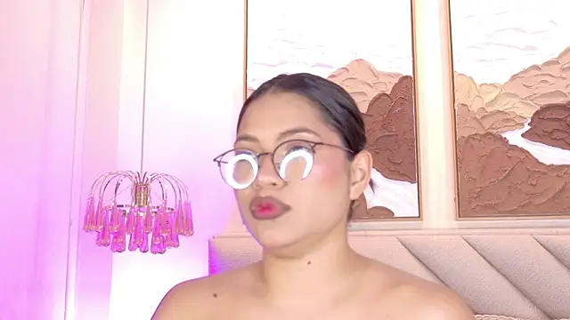 Snapshot of kendalFox_ chatting on October 2025 02:17:02 PM kendalFox online show from October 2025 02:17:02 PM