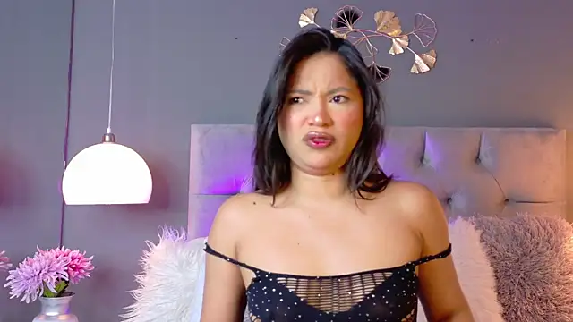 kendalFox  online show from April 2026 02:57:01 AM