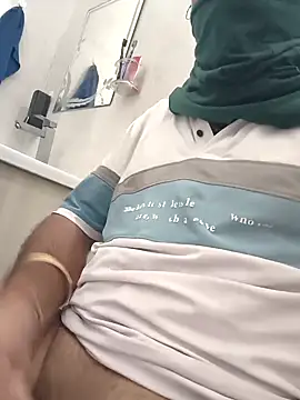 Snapshot of bigdick_lickingexpert08 chatting on October 2025 04:13:02 AM bigdick lickingexpert08 online show from October 2025 04:13:02 AM