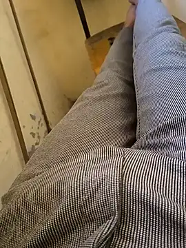 bigdick lickingexpert08 online show from February 2026 07:52:01 AM