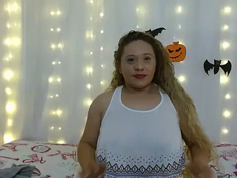 Snapshot of NoraParkeer chatting on October 2025 08:19:01 PM NoraParkeer online show from October 2025 08:19:01 PM