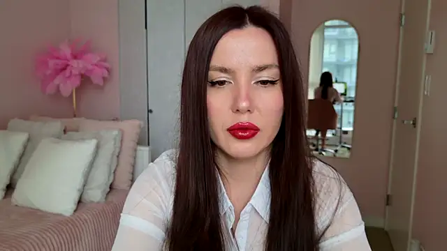 SirenSwitch online show from November 2025 09:30:02 PM