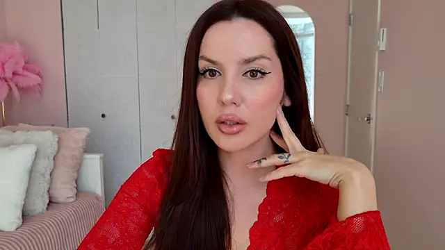 SirenSwitch online show from April 2026 09:16:02 PM