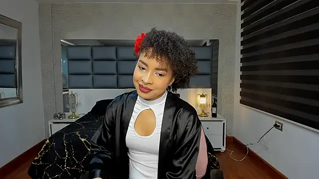 Lucia jane online show from December 2025 07:26:01 PM