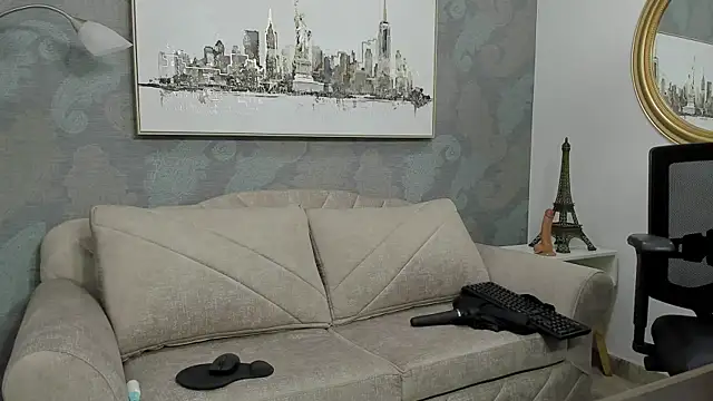 Lucia jane online show from November 2025 07:51:01 PM