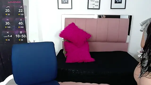 SammySmall F w online show from December 2025 09:26:02 PM