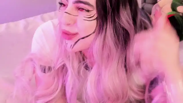 Camila Matinez  online show from March 2026 01:25:01 AM