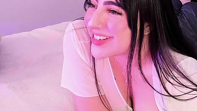 Camila Matinez  online show from March 2026 01:19:01 AM