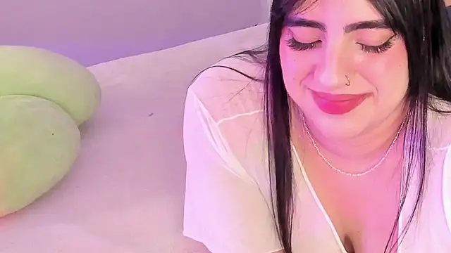 Snapshot of Camila_Matinez_ chatting on April 2026 12:34:01 AM Camila Matinez online show from April 2026 12:34:01 AM