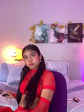 KimTayloor1 online show from October 2025 07:24:01 PM