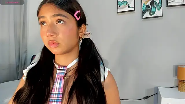 Snapshot of KimTayloor1 chatting on October 2025 07:47:02 PM KimTayloor1 online show from October 2025 07:47:02 PM