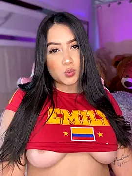 Emiily Moore1 online show from October 2025 12:09:01 AM