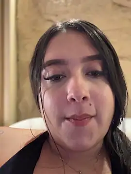 Emiily Moore1 online show from November 2025 01:06:02 AM