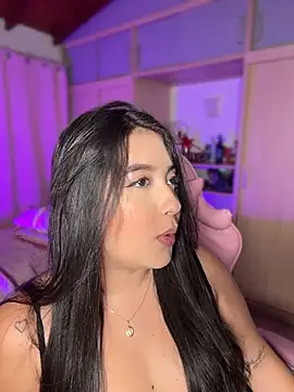 Emiily Moore1 online show from July 2026 11:07:02 PM