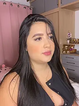 Emiily Moore1 online show from October 2025 11:47:02 PM