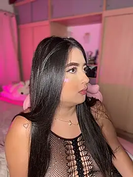 Emiily Moore1 online show from June 2026 12:41:02 AM