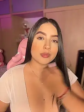 Emiily Moore1 online show from April 2026 11:25:02 PM